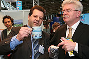 Werner Schmid, St. GF Tourismusverband Starnberger Fünf-Seen Land, Minister Martin Zeil (re.) (